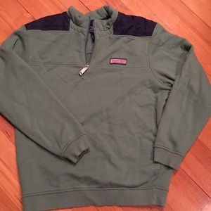 vineyard vines men’s pull over sweatshirt